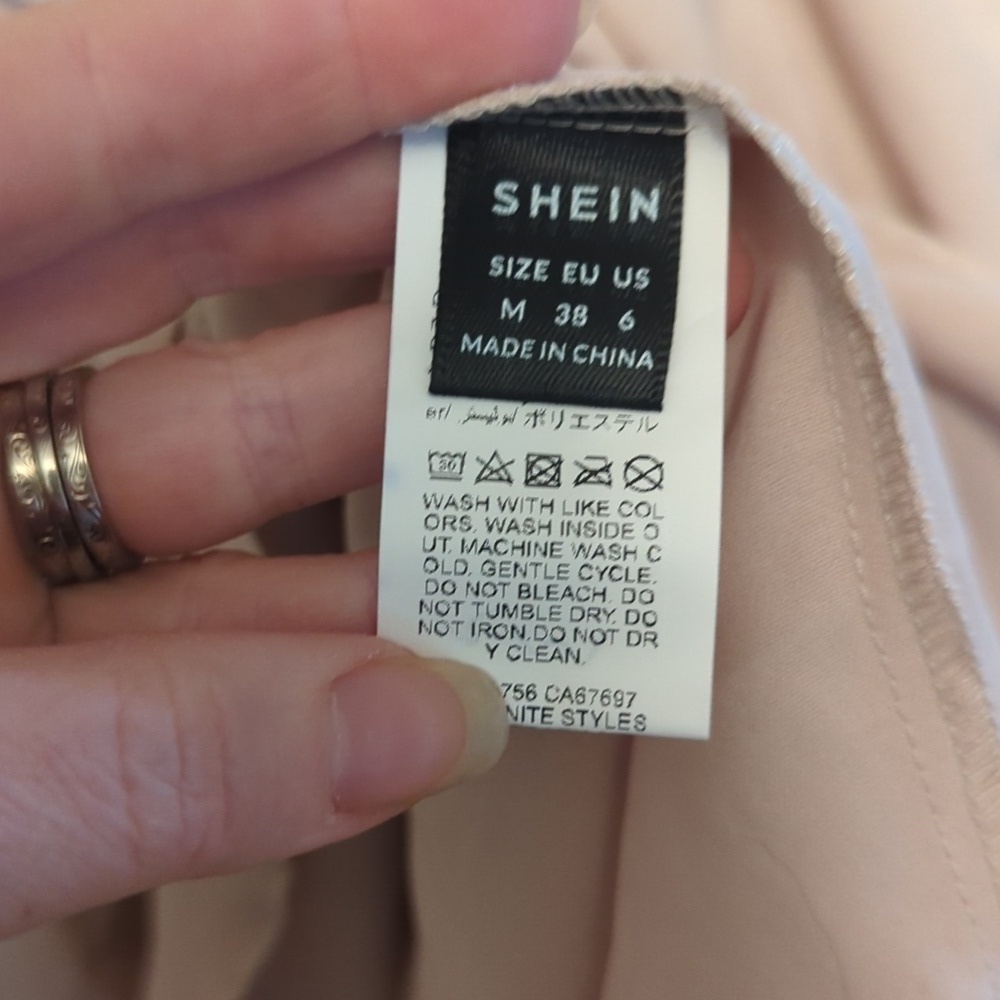 SHEIN Relaxiva Mock Neck Flare Sleeve Layer Hem Belted Boho Dress Size M - Picture 6 of 6